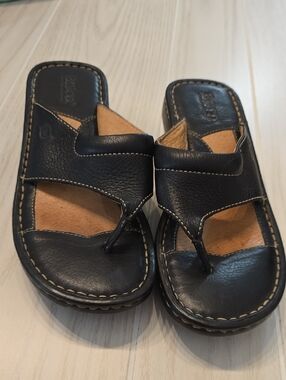 Born Womens Sandals Thong Heel Size 6 Leather